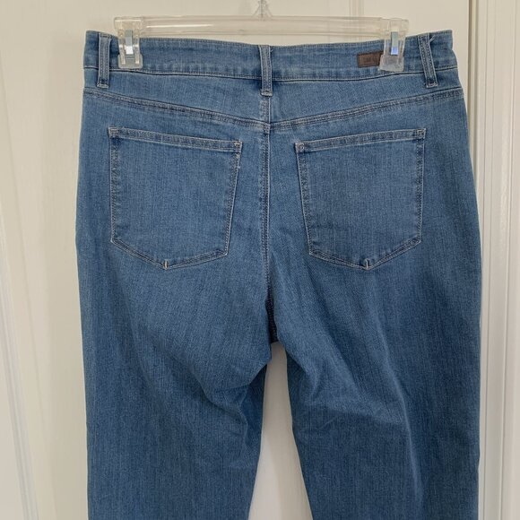 Lee Classic Fit Jeans Straight Leg Light Wash Blue Petite Size 16P - Picture 7 of 8